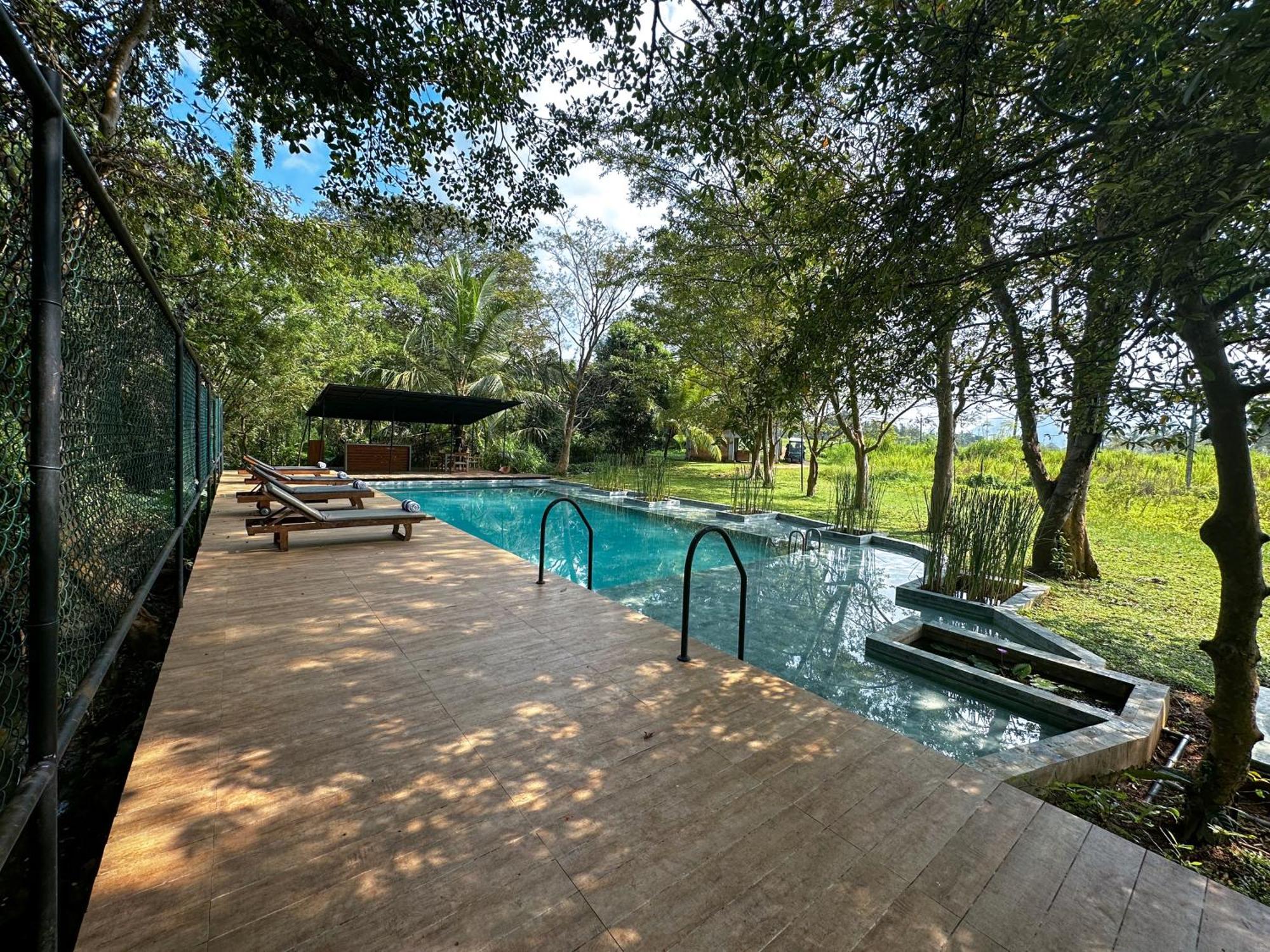 Kalundewa Retreat Hotel Dambulla Exterior photo